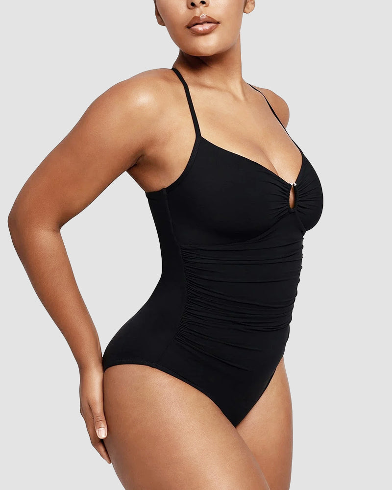 Sienna | Formande baddräkt med elegant cut-out – För en självsäker sommarlook